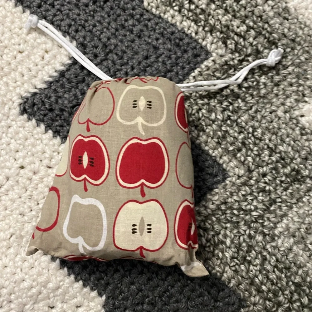 New Totseat Washable Squashable Highchair - Red and Gray Apples